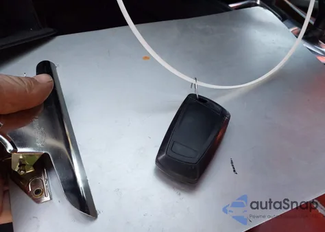 2013 BMW 335I из США, поврежденный, VIN WBA3A9C57DF476123